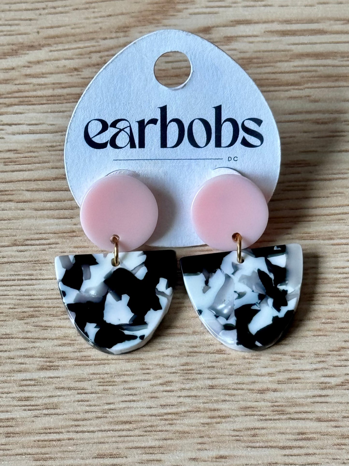 Petaluma - Black, White and Pink