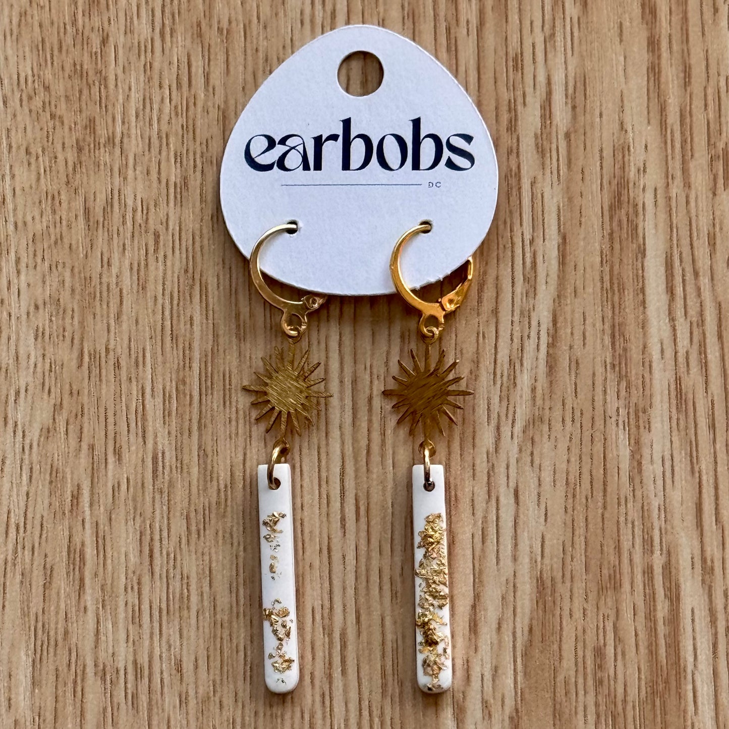 Sunburst: White & Gold