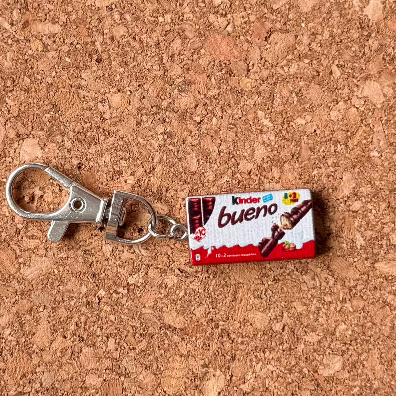 Bueno Vibes Only Keychain